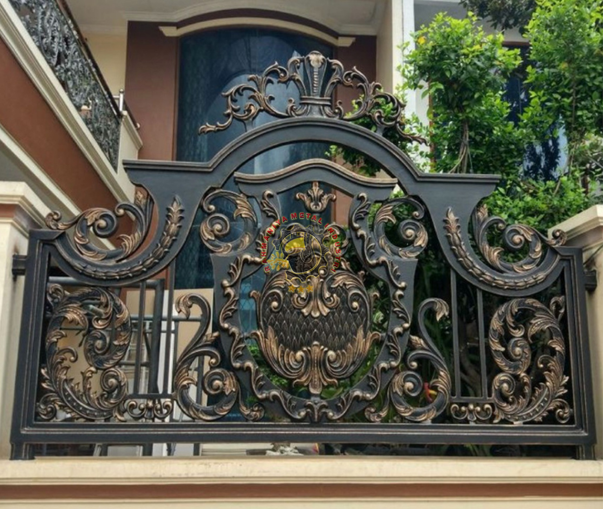 Gerbang dan Pagar Type Regal Crest